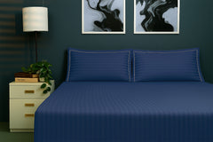 Bedcetera Lattice King Size Solids Bedsheet Med Blue color