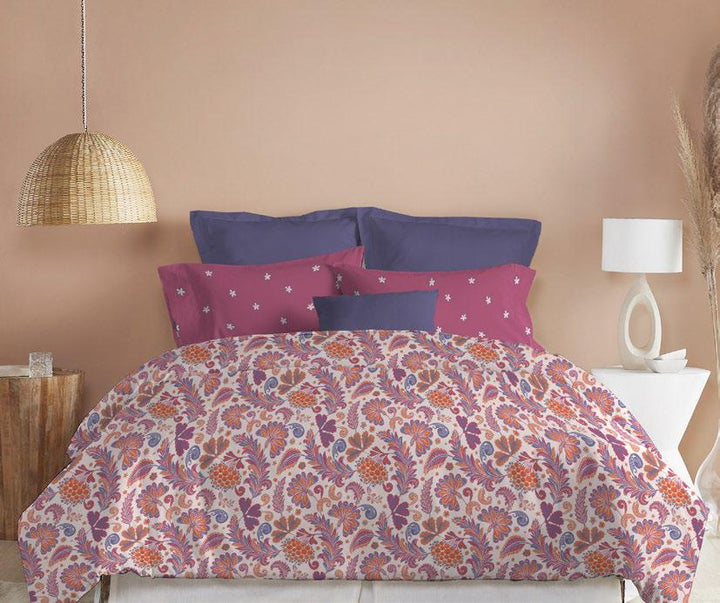 Trident Dusk & Dawn Queen Bedsheet – Carnival Magenta