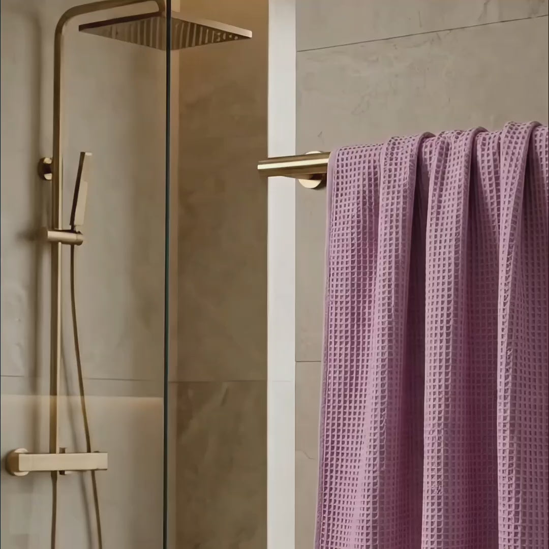 Premium Waffle Bath Towel Set of 2 – Soft, Absorbent & Quick-Dry Luxury Linen-Pink