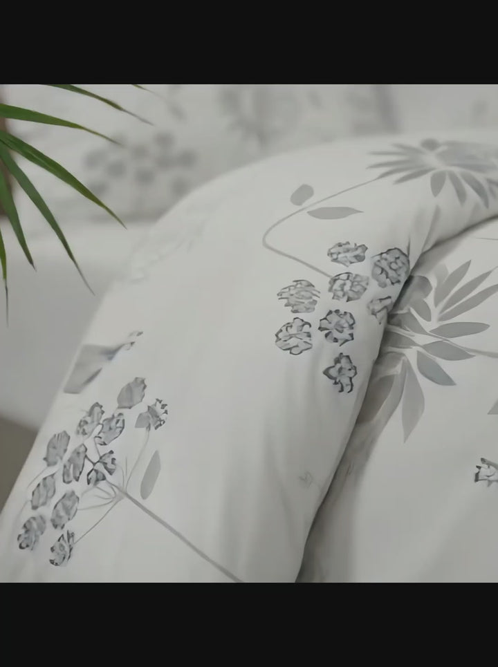 Elegant Floral Cotton Bedsheet with Pillow Covers – Soft & Premium Bedding Set - Vivron