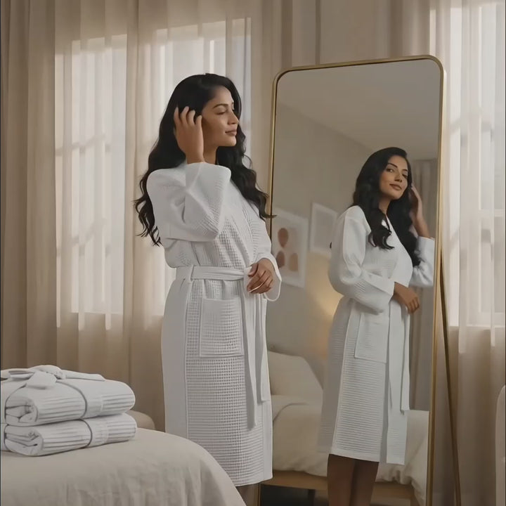 Luxury Waffle Bathrobes – Soft, Lightweight & Quick-Dry Comfort-White